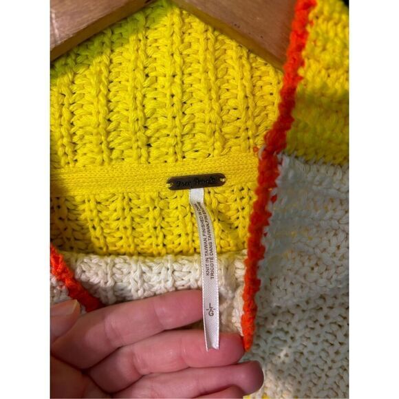 Free People Sunbrite Mock Neck Sweater Cropped Baggy Sz Large - Picture 5 of 7